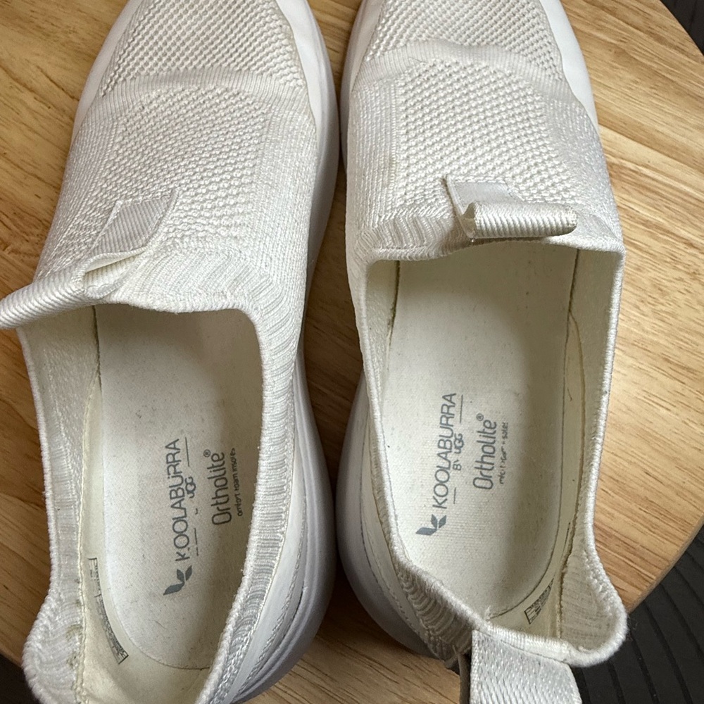 Koolaburra by UGG Women's Yosha Sneaker - Picture 10 of 13